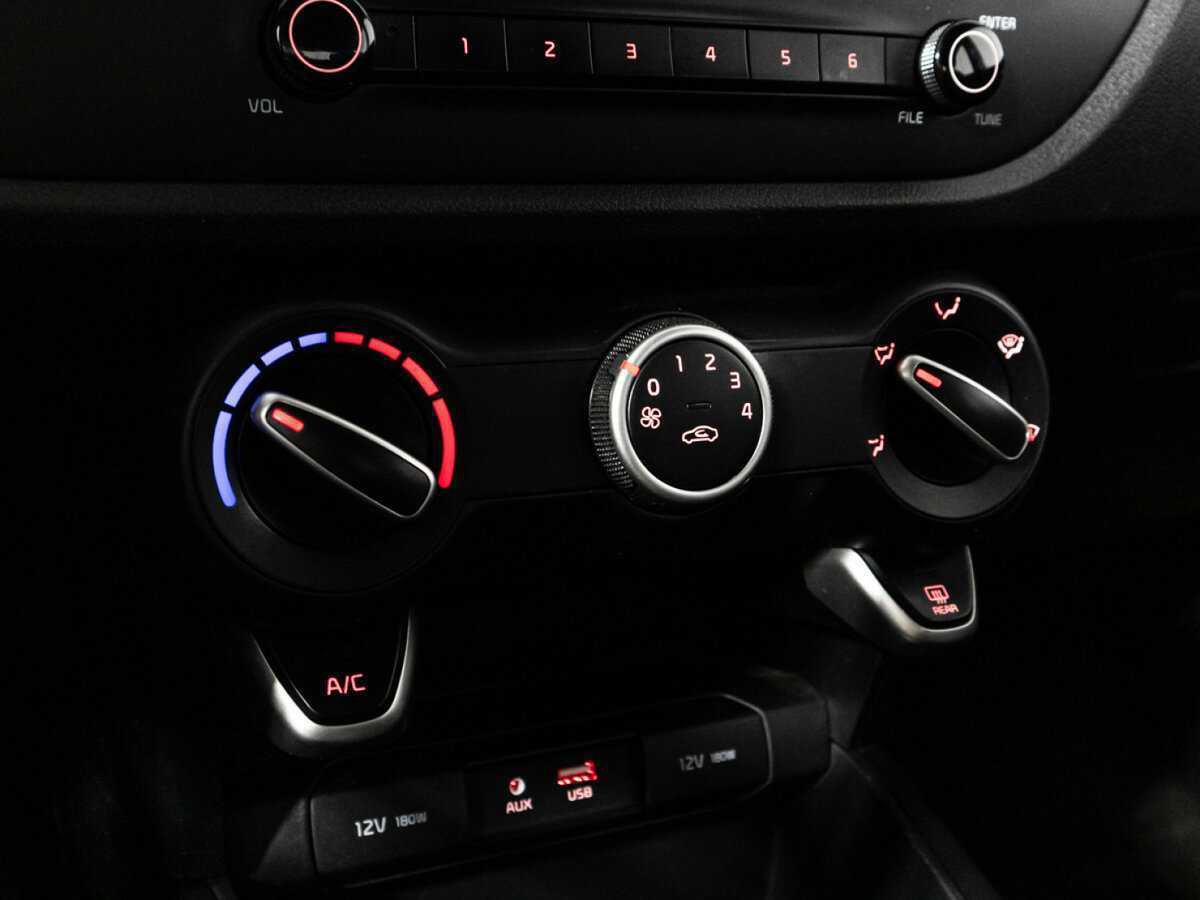 Kia Rio б/у, 2019, Автоматическая. Фото: #14
