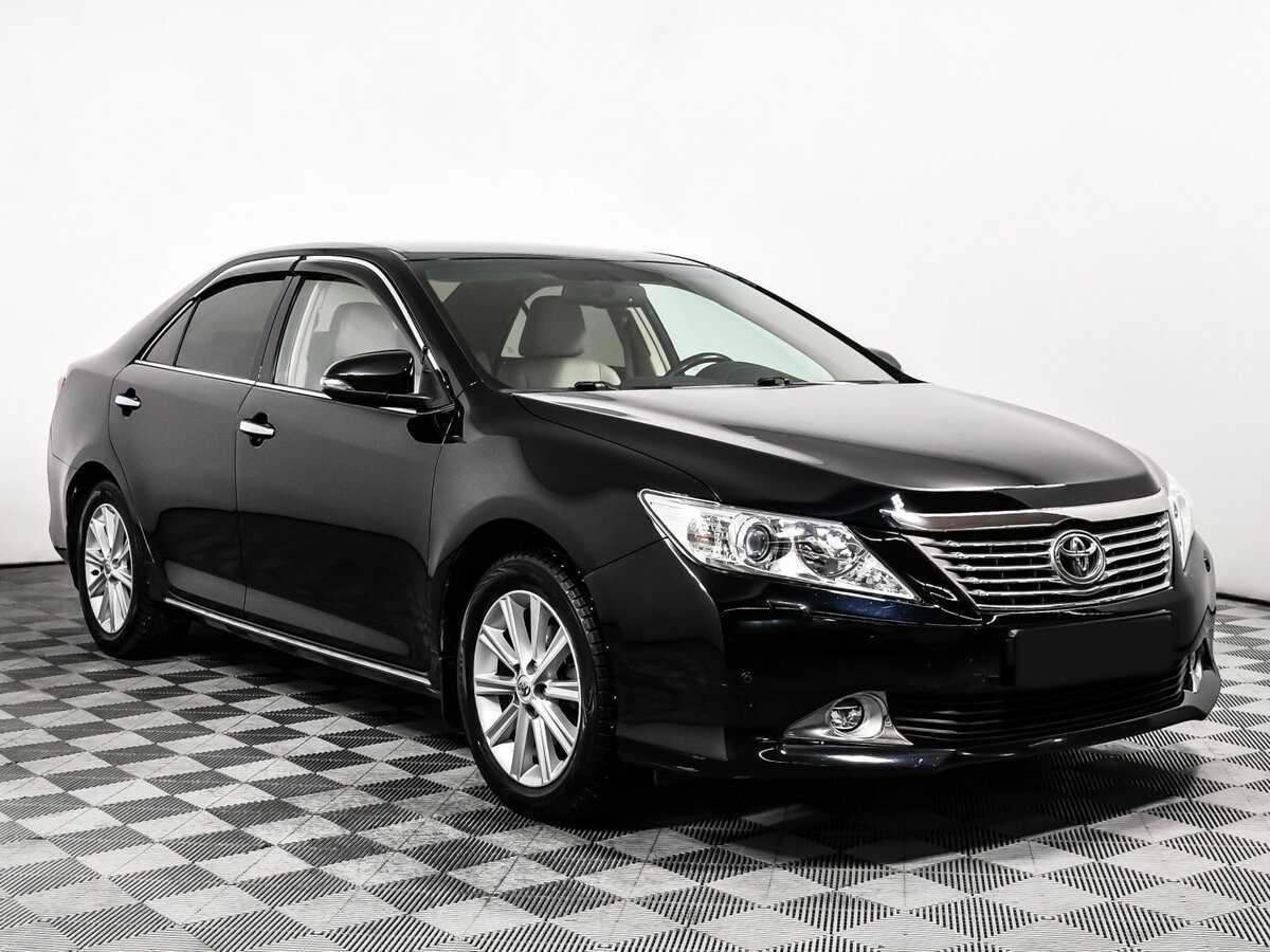 Toyota Camry б/у, 2013, Автоматическая. Фото: #2