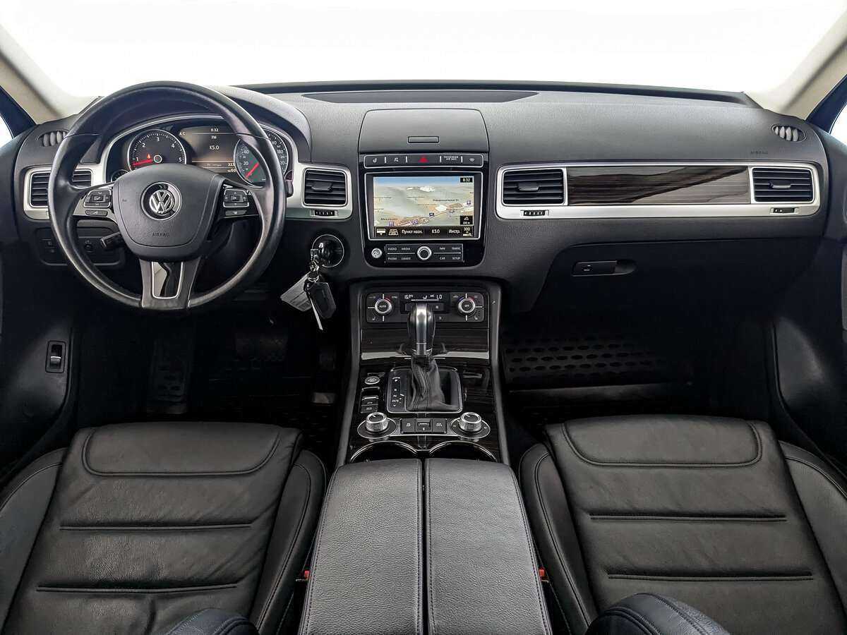 Volkswagen Touareg б/у, 2017, Автоматическая. Фото: #13