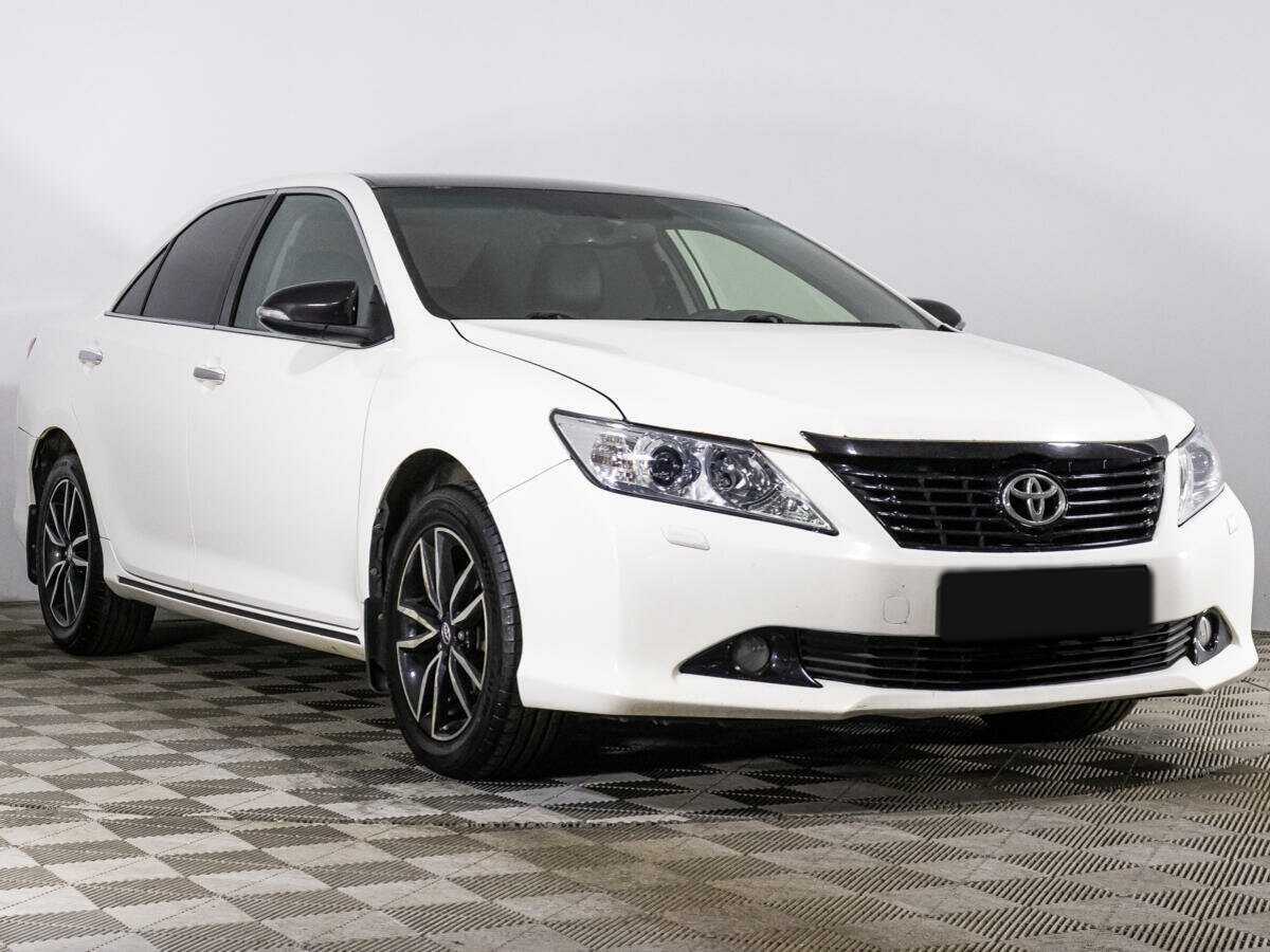 Toyota Camry б/у, 2012, Автоматическая. Фото: #2