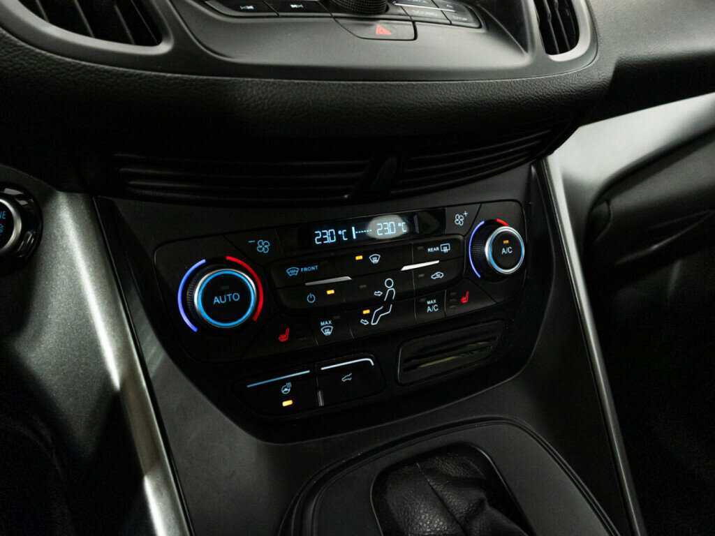 Ford Kuga б/у, 2017, Автоматическая. Фото: #16