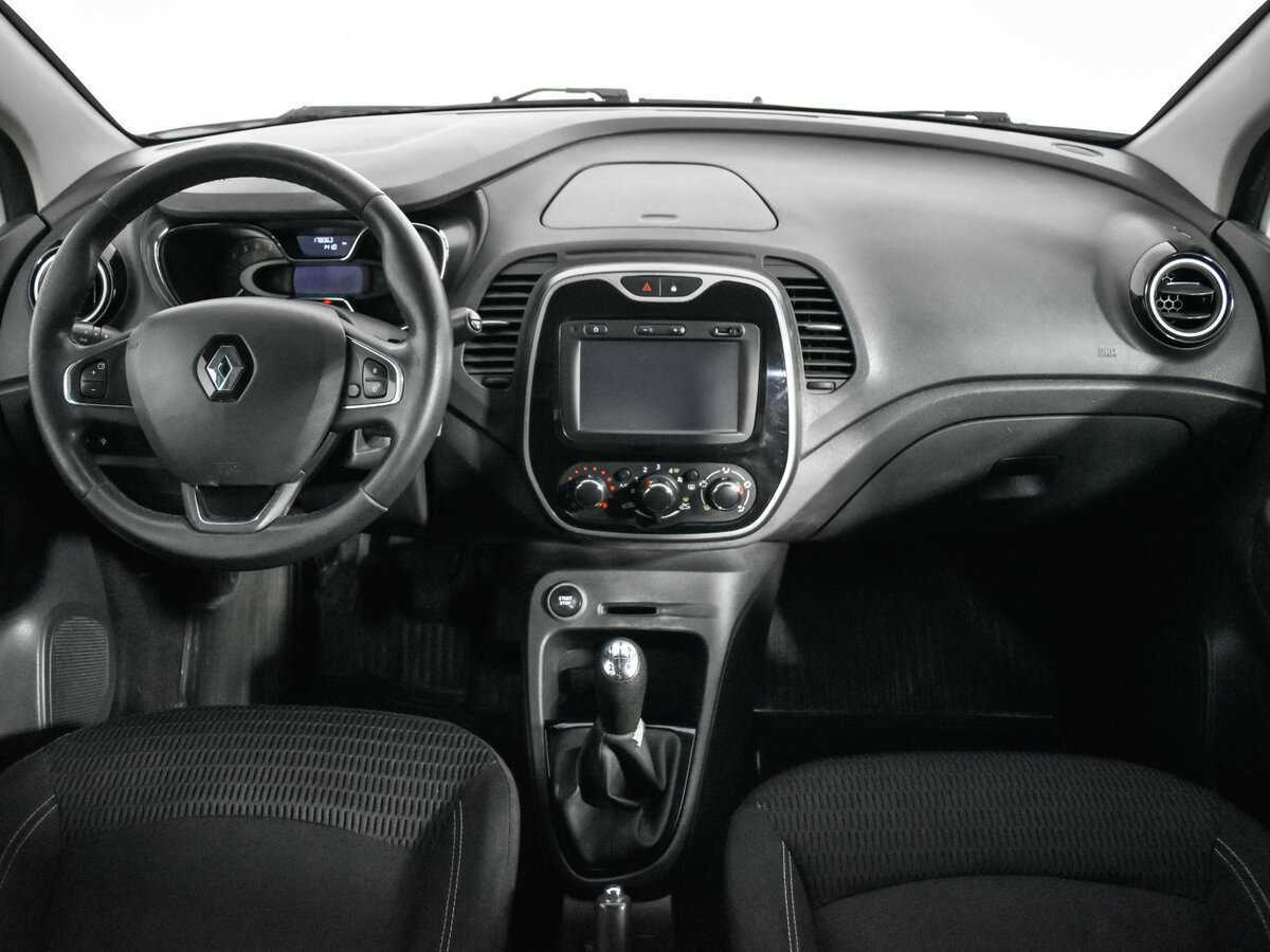 Renault Kaptur б/у, 2016, Механическая. Фото: #11