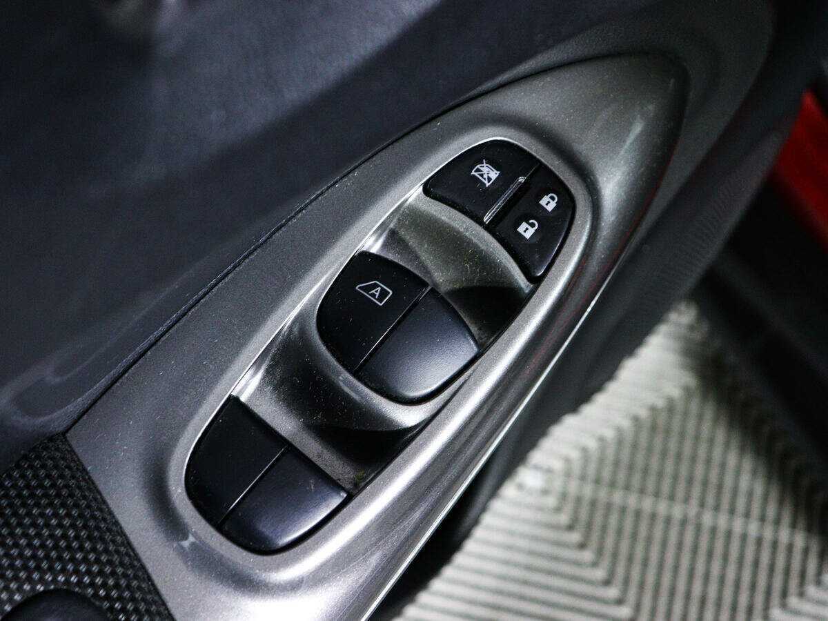 Nissan Juke б/у, 2014, Вариатор. Фото: #16