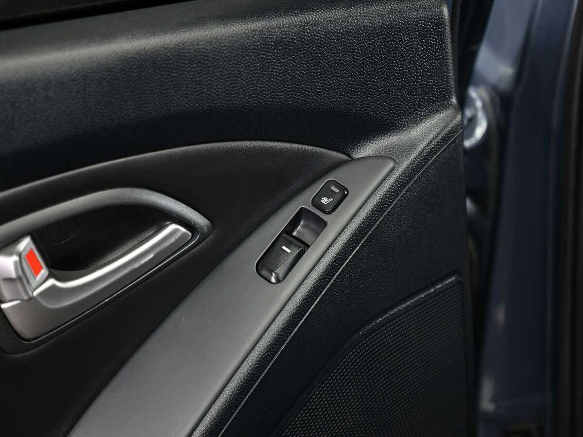 Hyundai ix35 б/у, 2012, Автоматическая. Фото: #12
