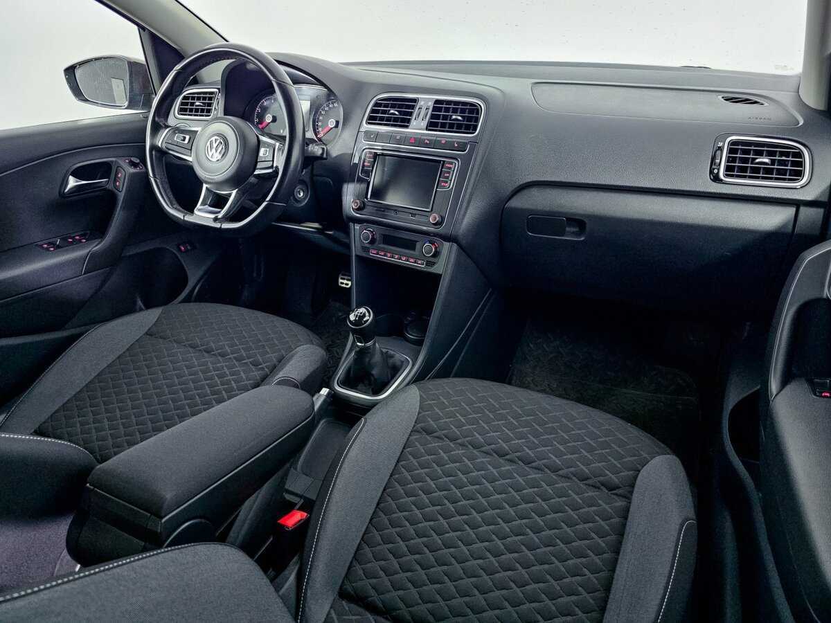 Volkswagen Polo б/у, 2018, Механическая. Фото: #9