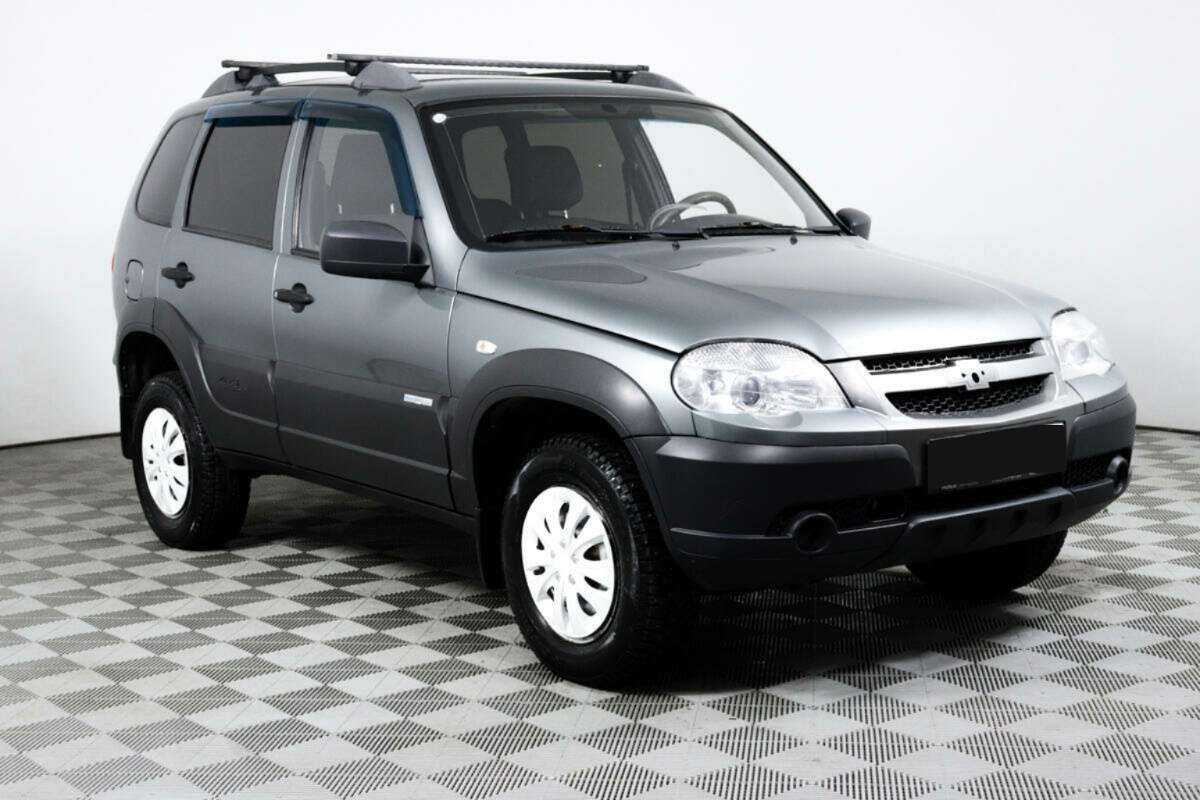 Chevrolet Niva б/у, 2014, Механическая. Фото: #2