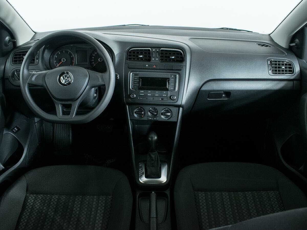 Volkswagen Polo б/у, 2019, Автоматическая. Фото: #11