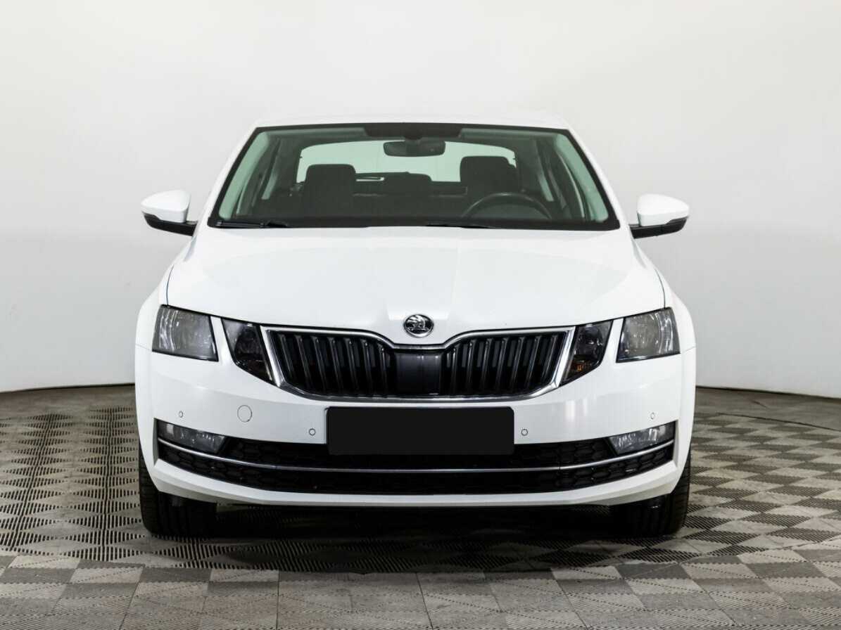 Skoda Octavia б/у, 2019, Роботизированная. Фото: #1