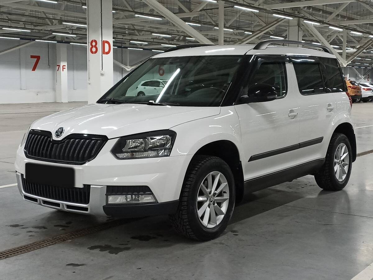 Skoda Yeti б/у, 2015, Механическая. Фото: #0