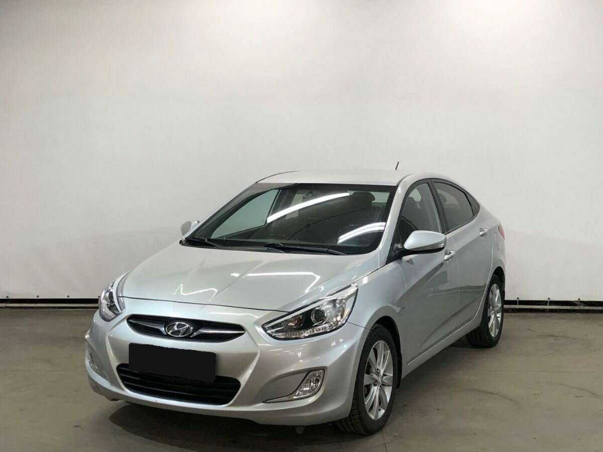 Hyundai Solaris б/у, 2014, Механическая. Фото: #0
