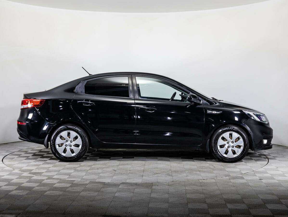 Kia Rio б/у, 2016, Автоматическая. Фото: #3