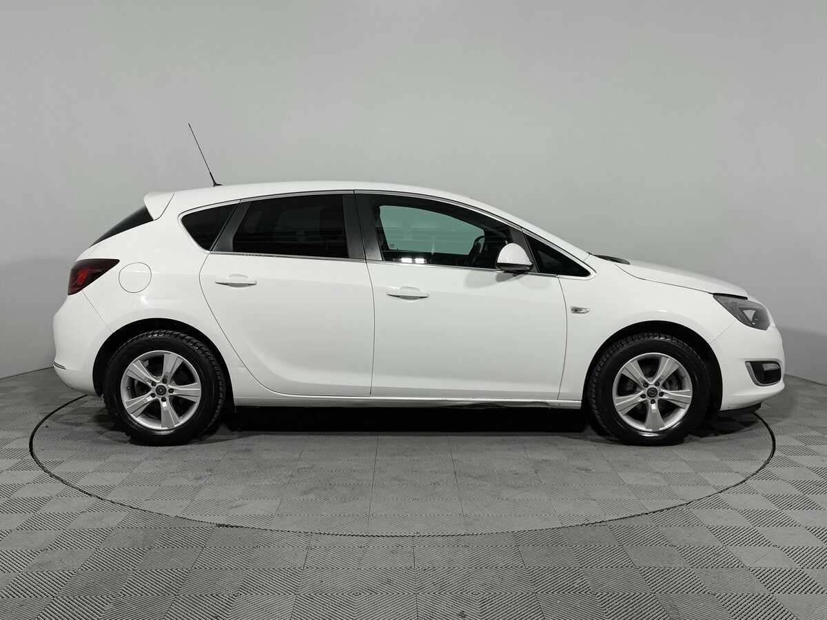 Opel Astra б/у, 2014, Автоматическая. Фото: #4