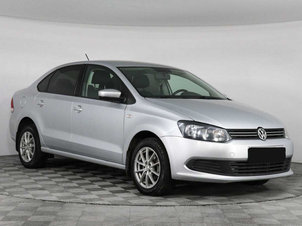 Volkswagen Polo б/у, 2015, Механическая. Фото: #2