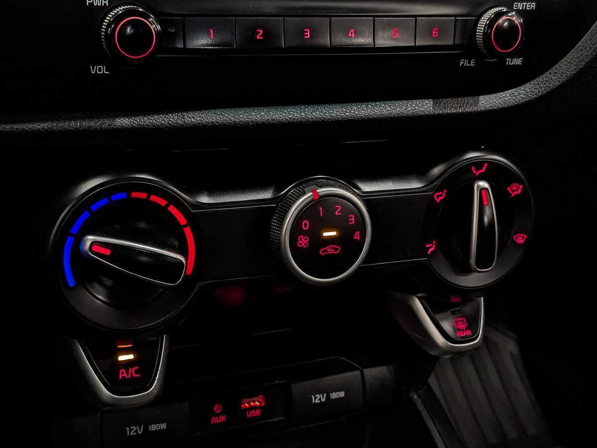 Kia Rio б/у, 2020, Автоматическая. Фото: #17
