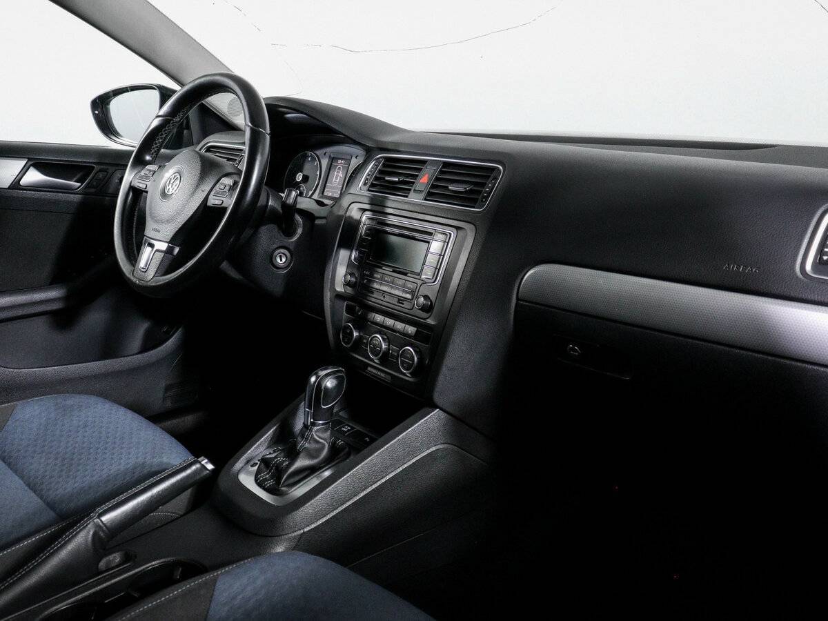 Volkswagen Jetta б/у, 2013, Автоматическая. Фото: #8
