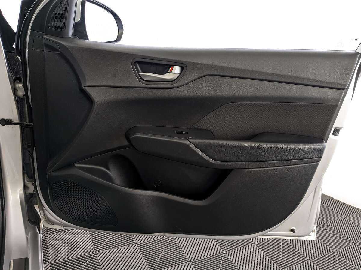 Hyundai Solaris б/у, 2019, Автоматическая. Фото: #20