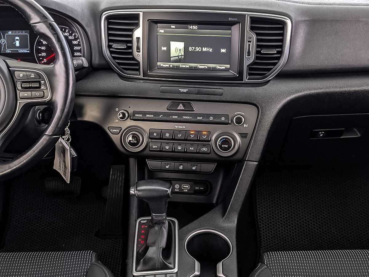 Kia Sportage б/у, 2016, Автоматическая. Фото: #16
