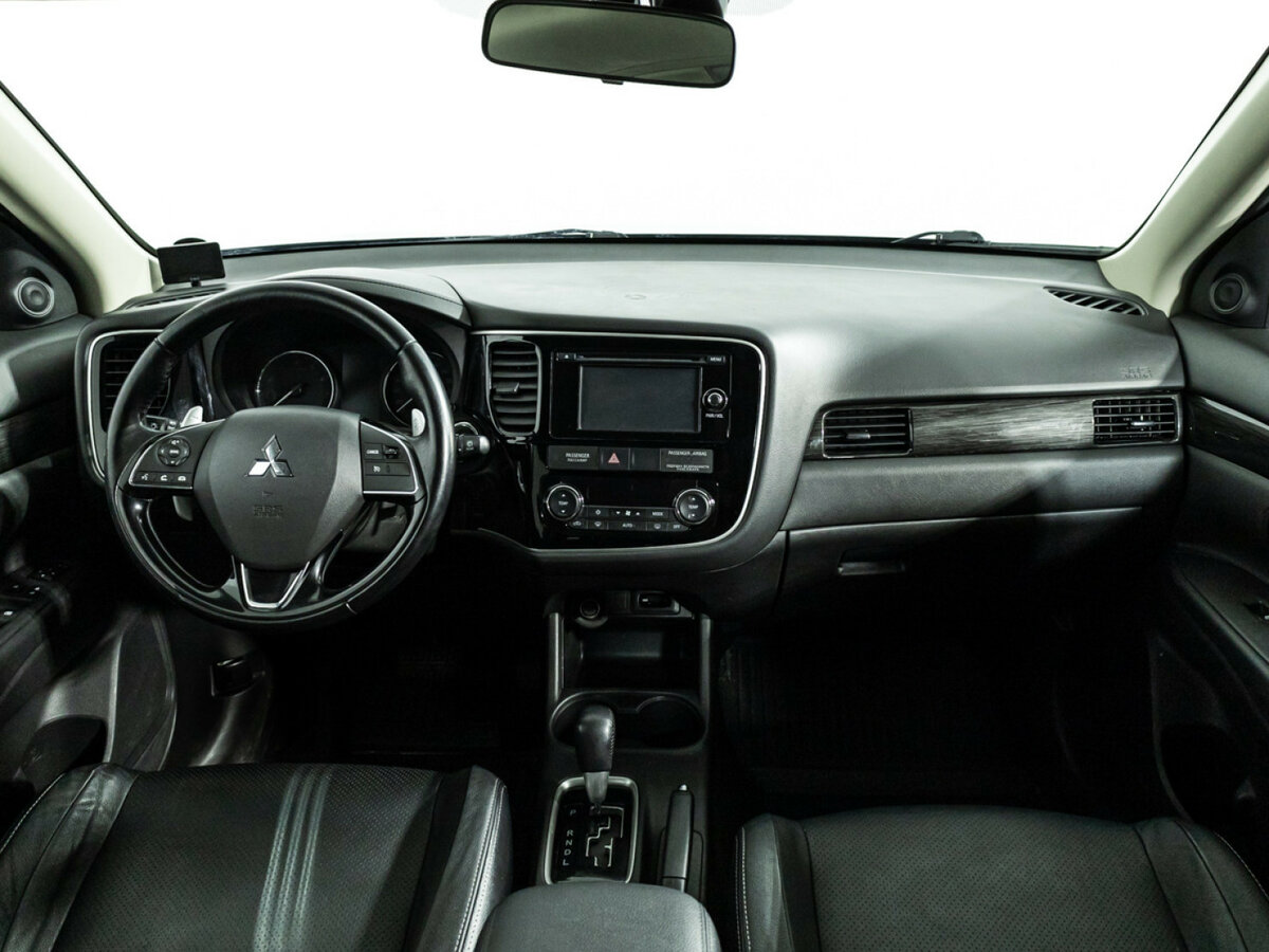 Mitsubishi Outlander б/у, 2016, Вариатор. Фото: #11