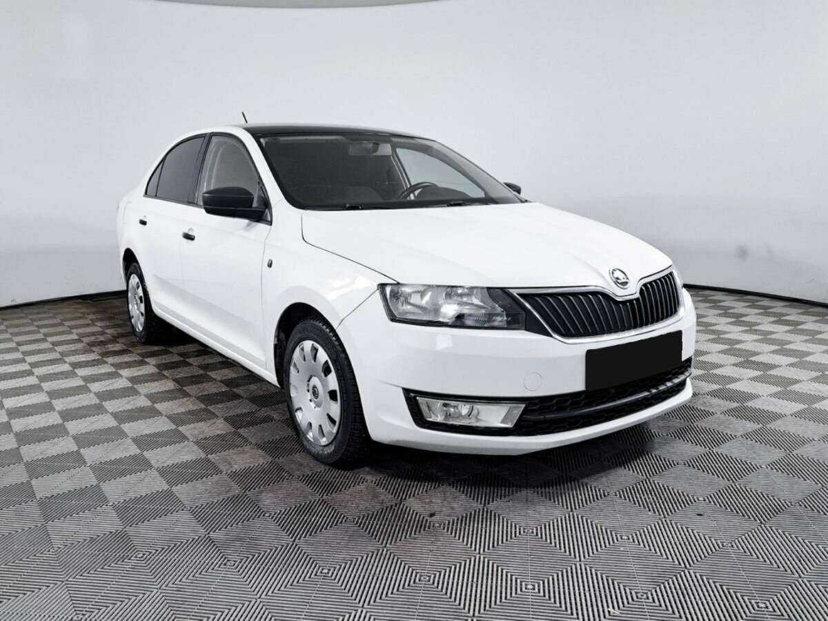 Skoda Rapid б/у, 2017, Автоматическая. Фото: #2