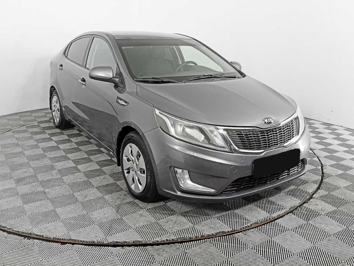 Kia Rio б/у, 2013, Автоматическая. Фото: #1