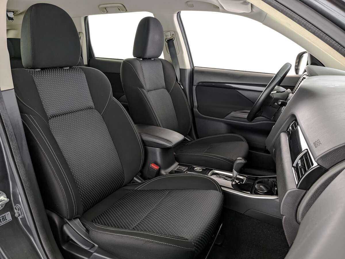 Mitsubishi Outlander б/у, 2019, Вариатор. Фото: #19