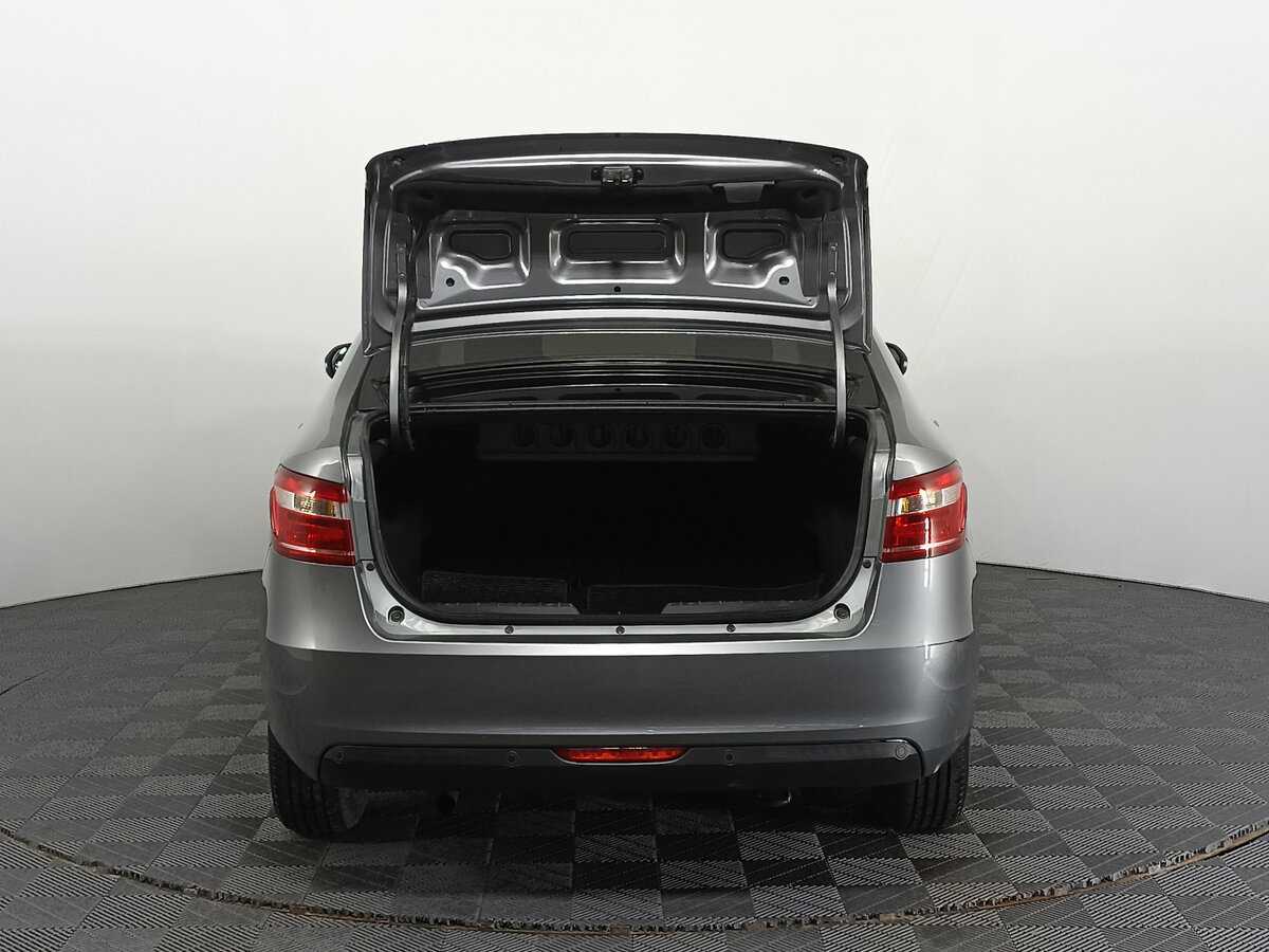 Lada (ВАЗ) Vesta б/у, 2018, Механическая. Фото: #8