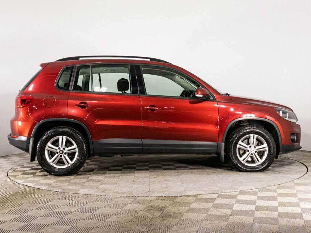 Volkswagen Tiguan б/у, 2012, Роботизированная. Фото: #3
