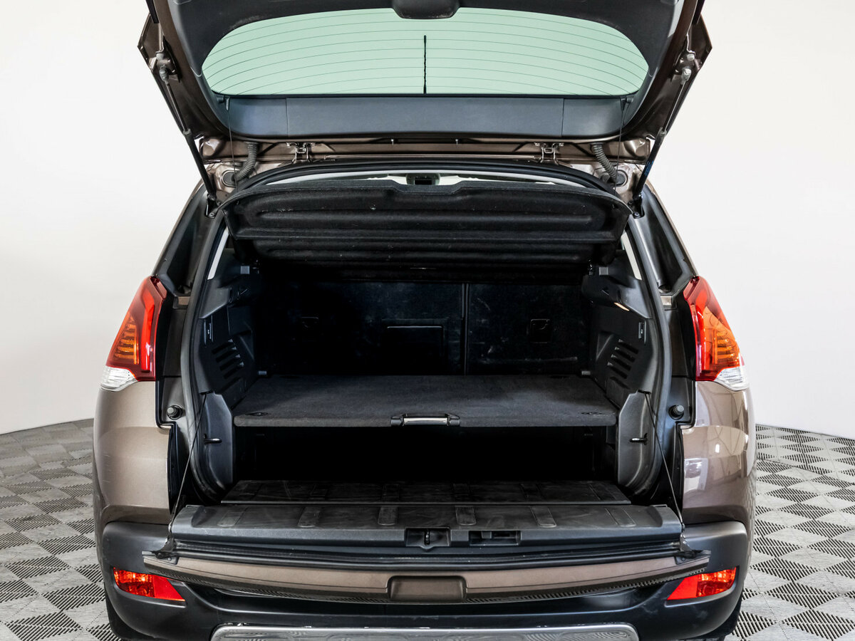 Peugeot 3008 б/у, 2014, Механическая. Фото: #19