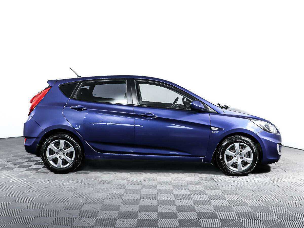 Hyundai Solaris б/у, 2012, Автоматическая. Фото: #3