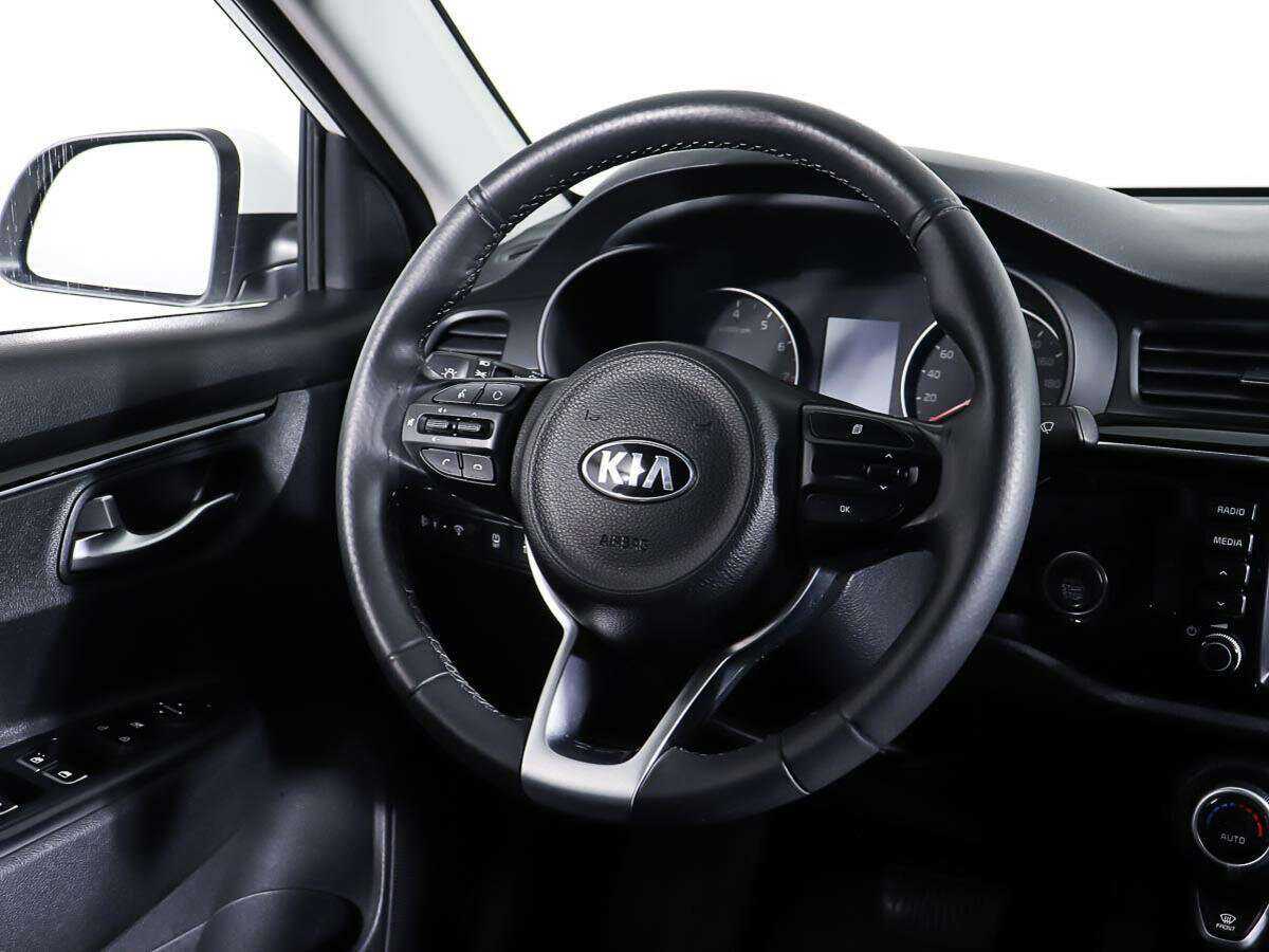 Kia Rio б/у, 2017, Автоматическая. Фото: #14