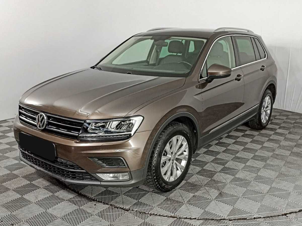 Volkswagen Tiguan б/у, 2017, Роботизированная. Посмотреть фото