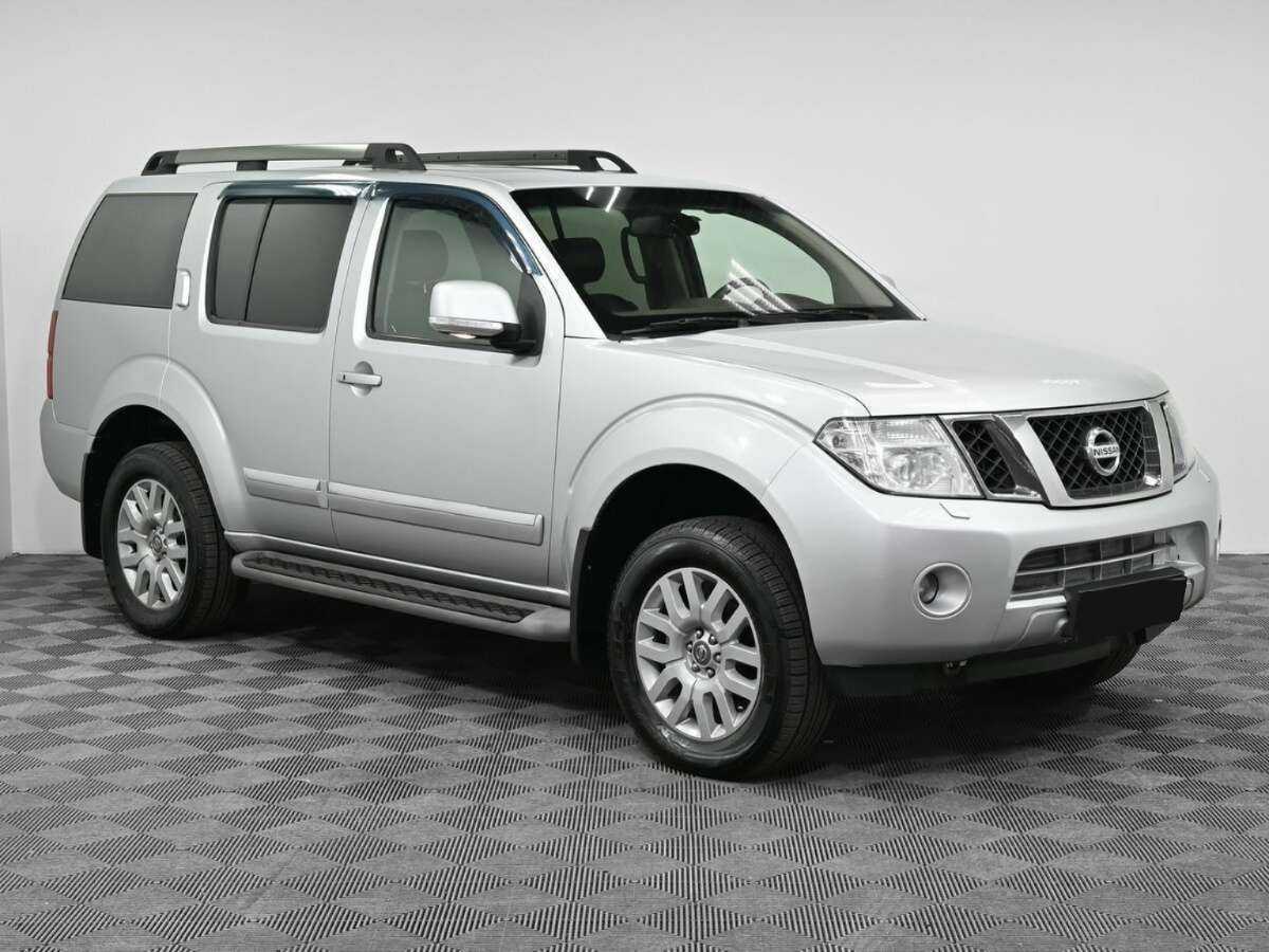 Nissan Pathfinder б/у, 2012, Автоматическая. Фото: #2