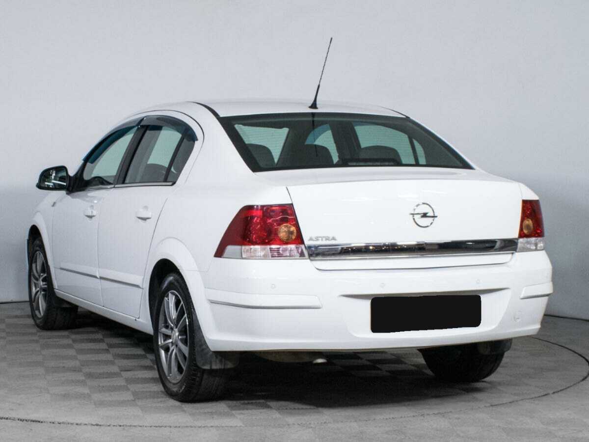 Opel Astra б/у, 2014, Механическая. Фото: #6