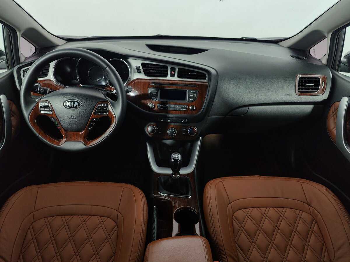 Kia Ceed б/у, 2014, Механическая. Фото: #10