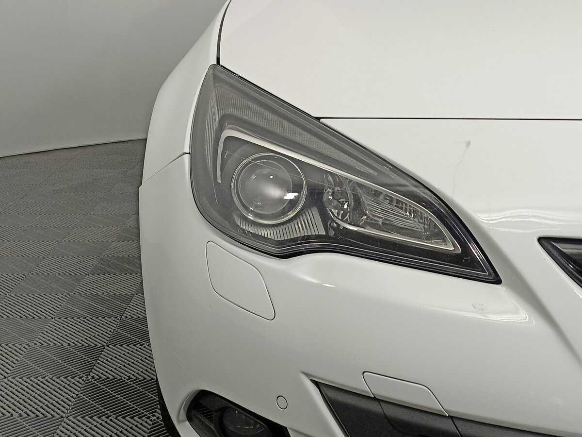 Opel Astra б/у, 2013, Автоматическая. Фото: #15