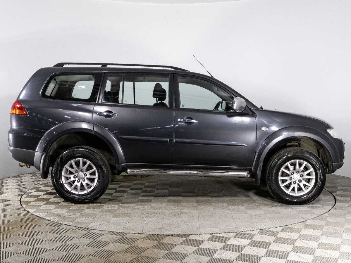 Mitsubishi Pajero Sport б/у, 2012, Автоматическая. Фото: #3