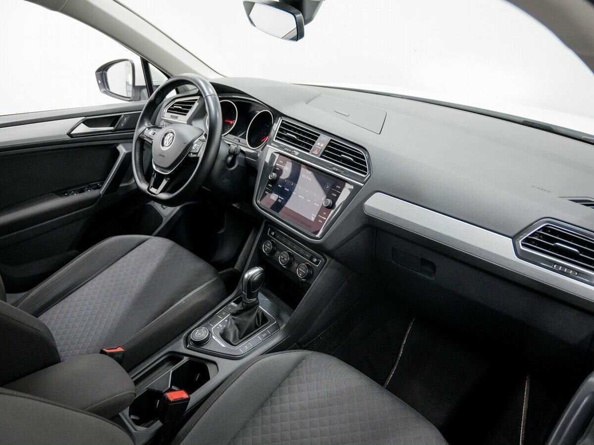 Volkswagen Tiguan б/у, 2018, Роботизированная. Фото: #6