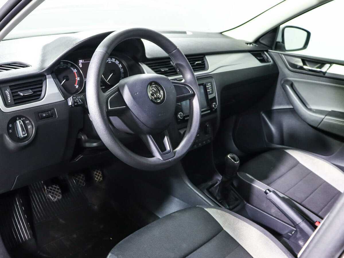 Skoda Rapid б/у, 2019, Механическая. Фото: #11