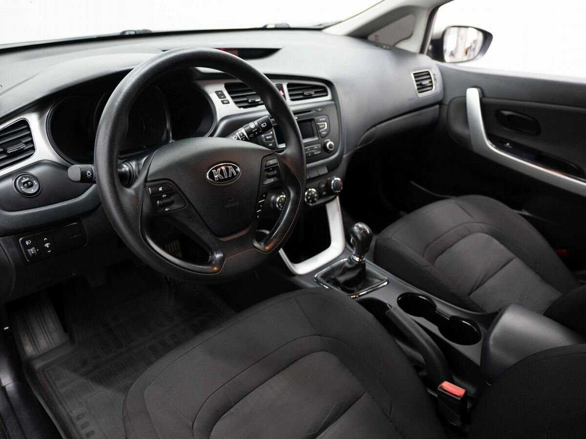 Kia Ceed б/у, 2013, Механическая. Фото: #6