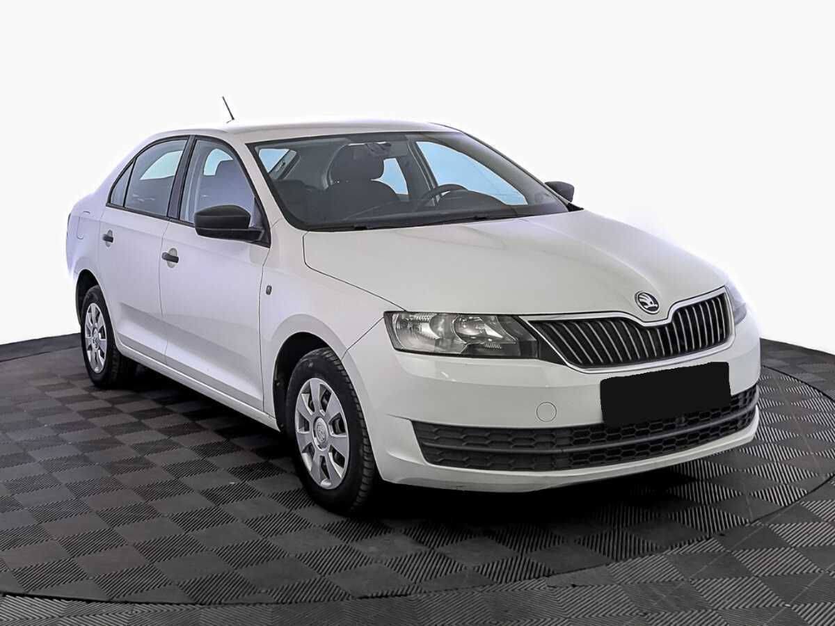 Skoda Rapid б/у, 2017, Механическая. Фото: #2