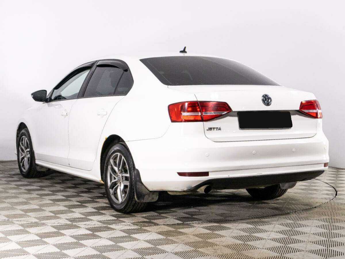 Volkswagen Jetta б/у, 2015, Механическая. Фото: #6