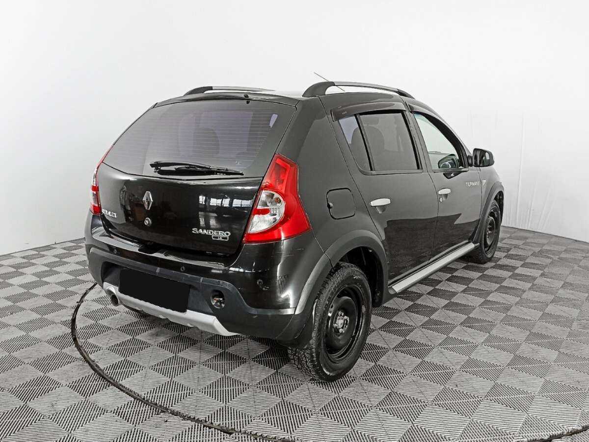 Renault Sandero б/у, 2013, Механическая. Фото: #3