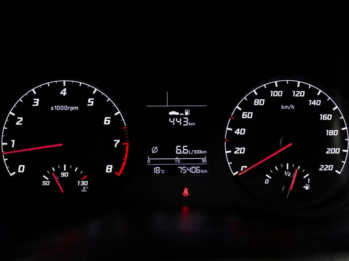 Hyundai Solaris б/у, 2021, Механическая. Фото: #8