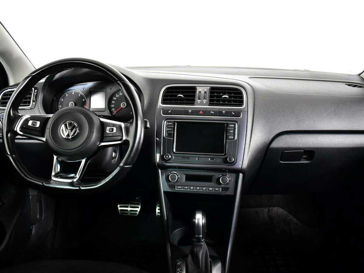 Volkswagen Polo б/у, 2018, Автоматическая. Фото: #11