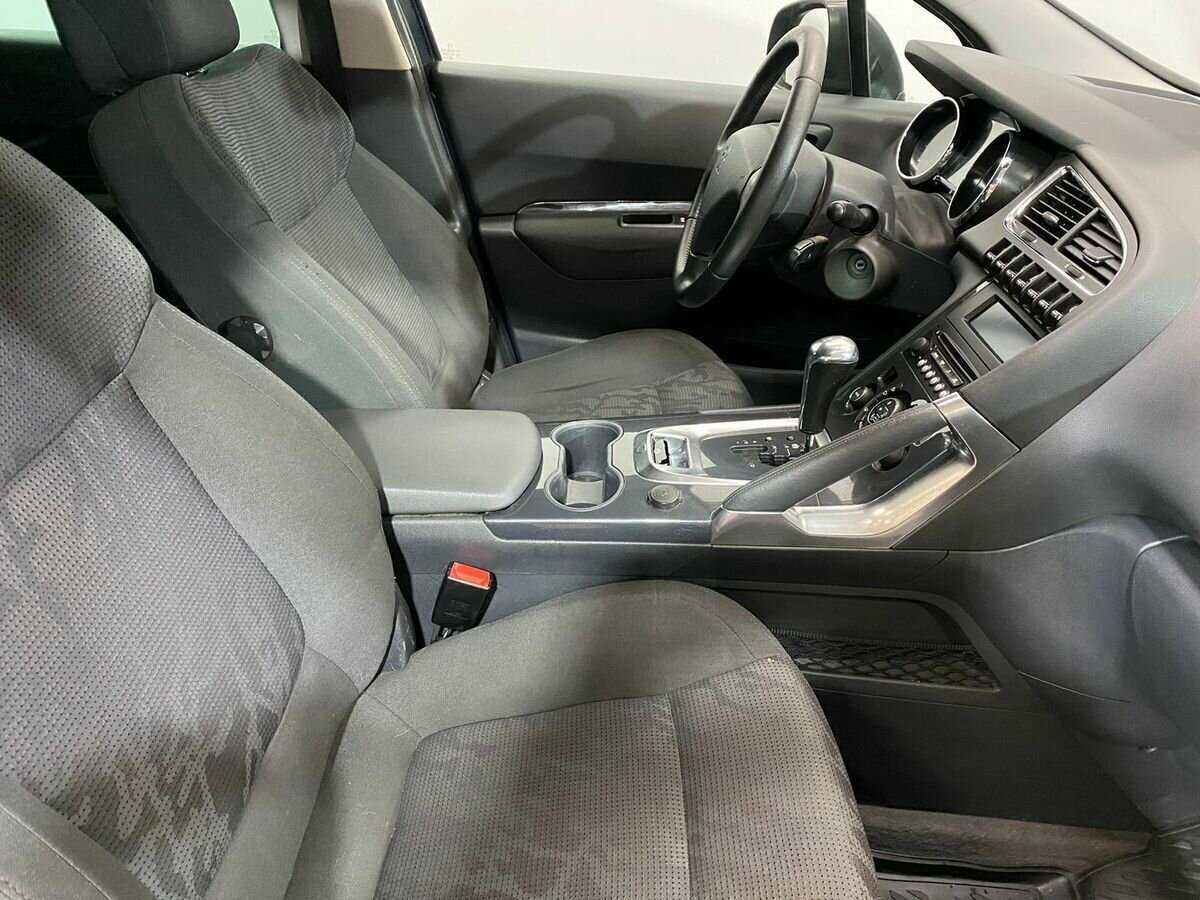 Peugeot 3008 б/у, 2012, Автоматическая. Фото: #9