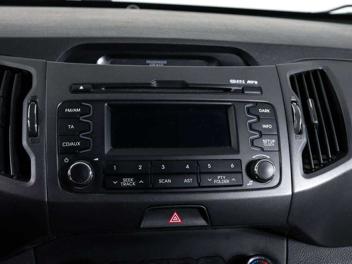 Kia Sportage б/у, 2012, Механическая. Фото: #15