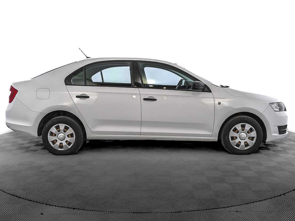 Skoda Rapid б/у, 2017, Механическая. Фото: #3