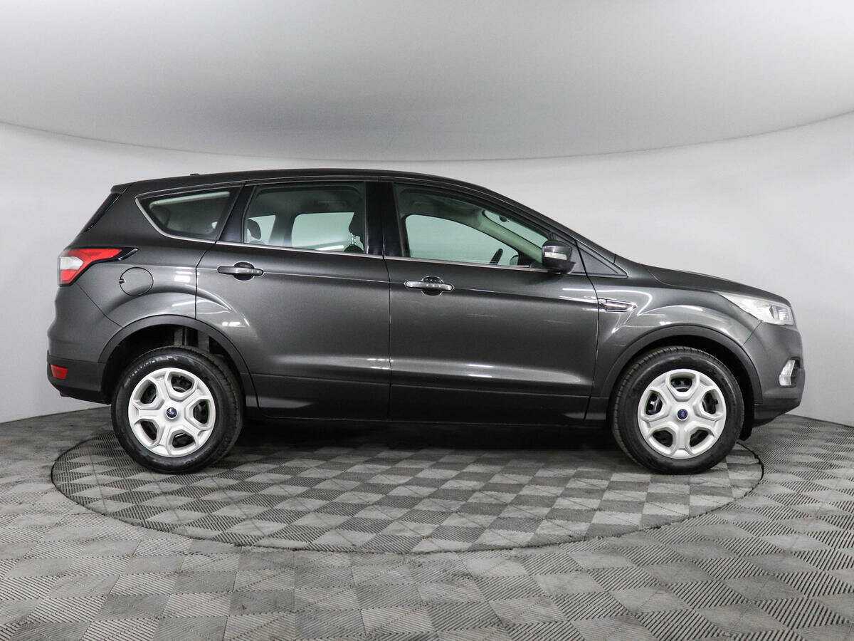 Ford Kuga б/у, 2017, Автоматическая. Фото: #3