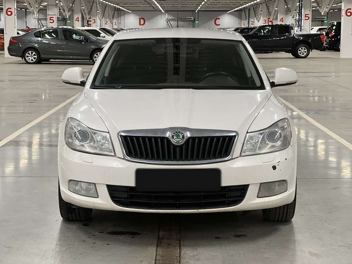 Skoda Octavia б/у, 2012, Автоматическая. Фото: #1