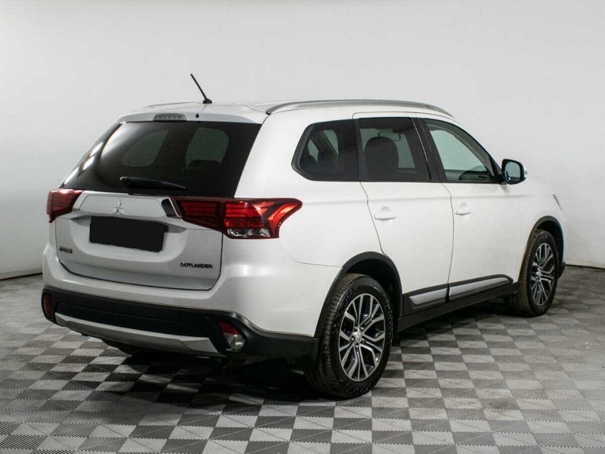 Mitsubishi Outlander б/у, 2016, Вариатор. Фото: #3